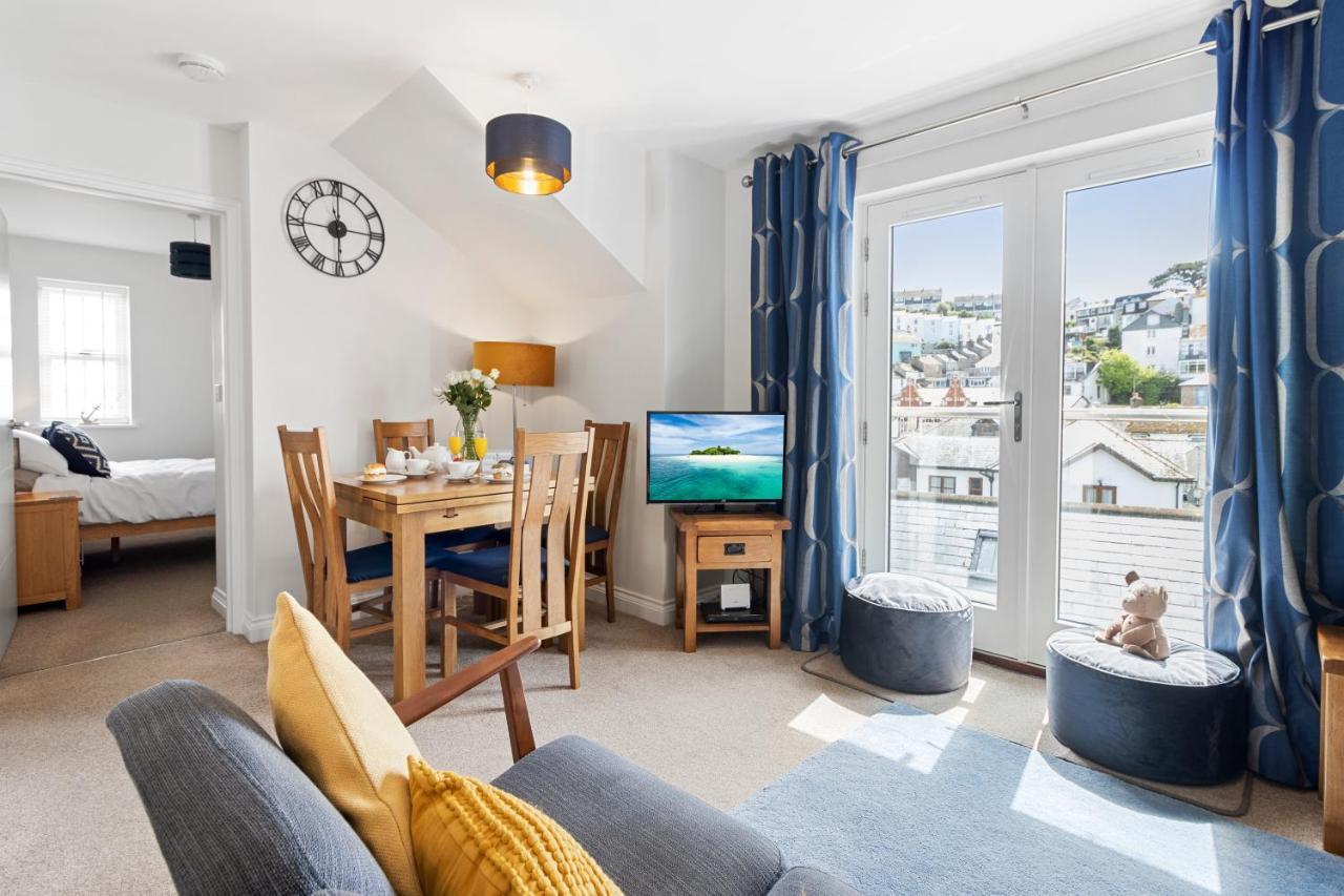 A Modern And Cosy Apartment Just Yards From Brixham'S Bustling Harbourside Екстер'єр фото